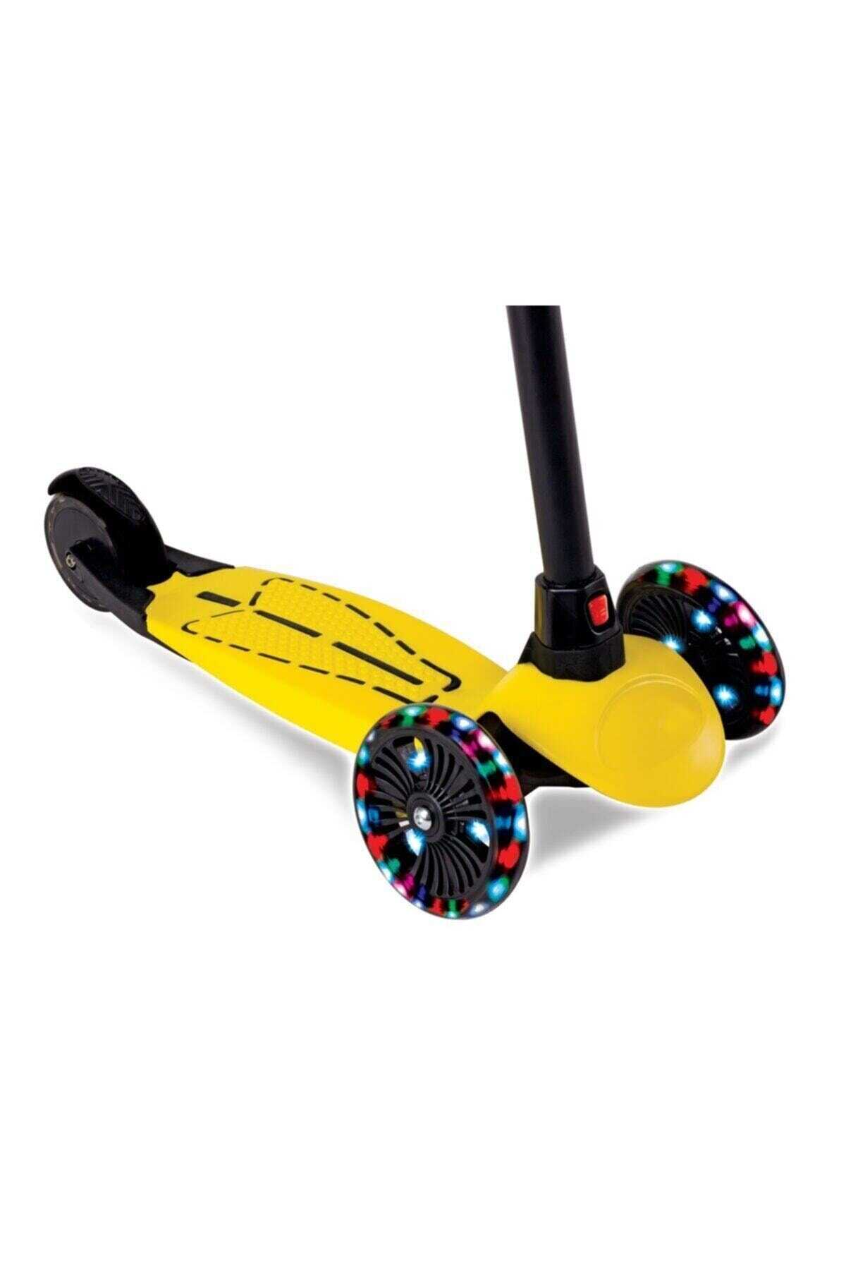 اسکوتر بچه گانه 3چرخ نور LED زرد برند Furkan Toys