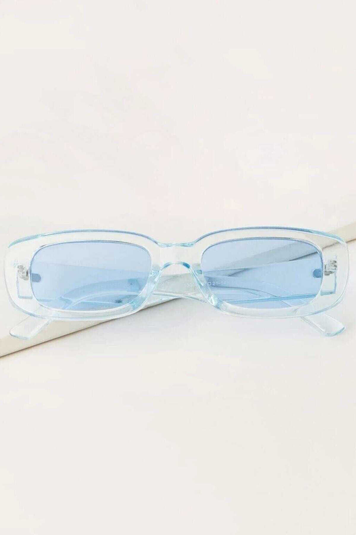 عینک آفتابی زنانه فریم ضخیم آبی روشن برند Mathilda Aksesuar 