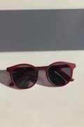 عینک آفتابی زنانه زرشکی برند HermanaModa