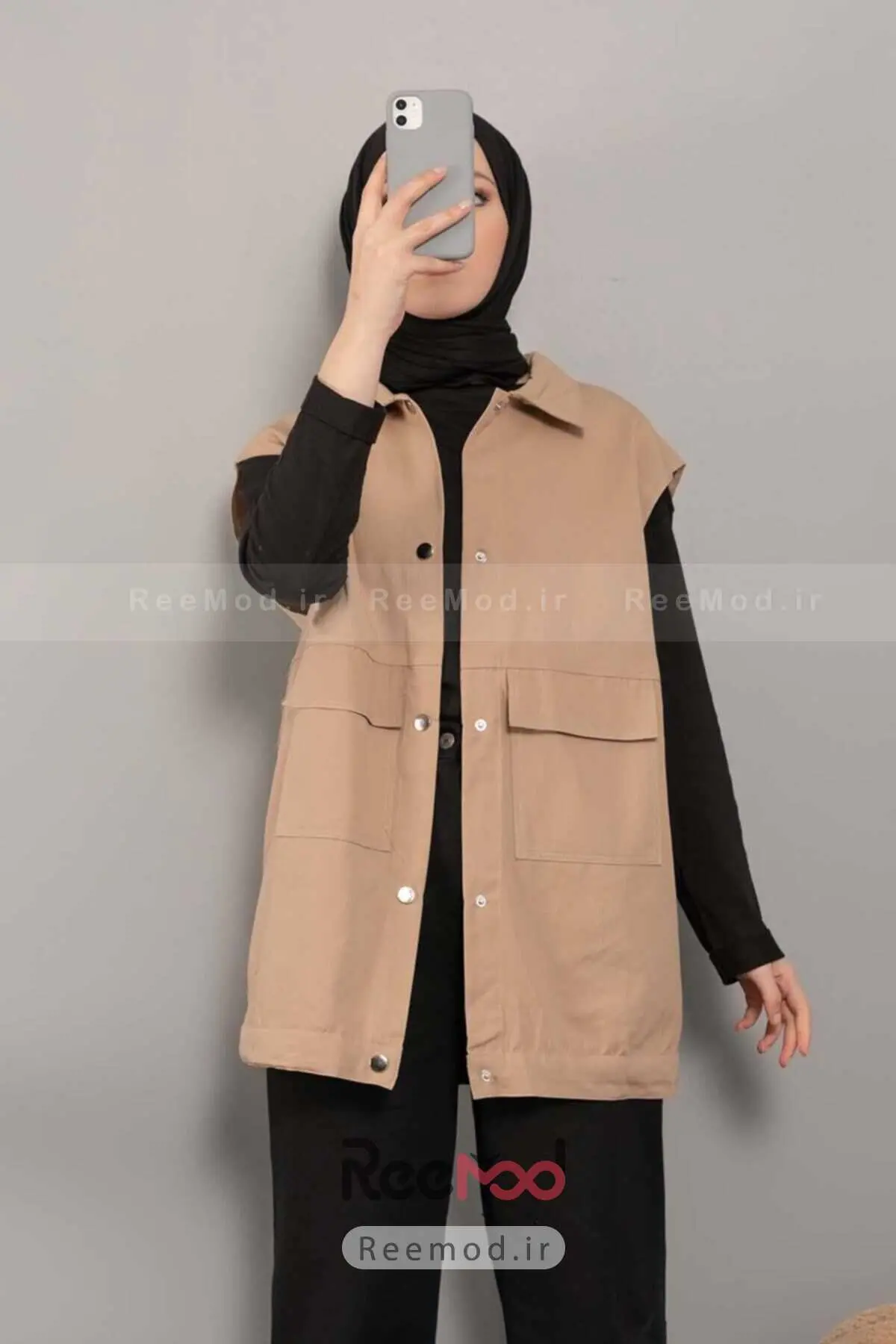 جلیقه کرمی زنانه جیب بسته