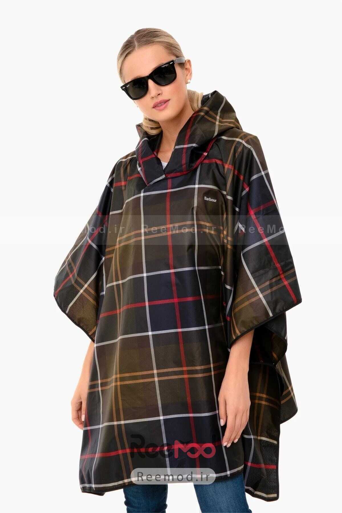 پانچو زنانه چهارخانه کلاه دار چند رنگ برند Barbour