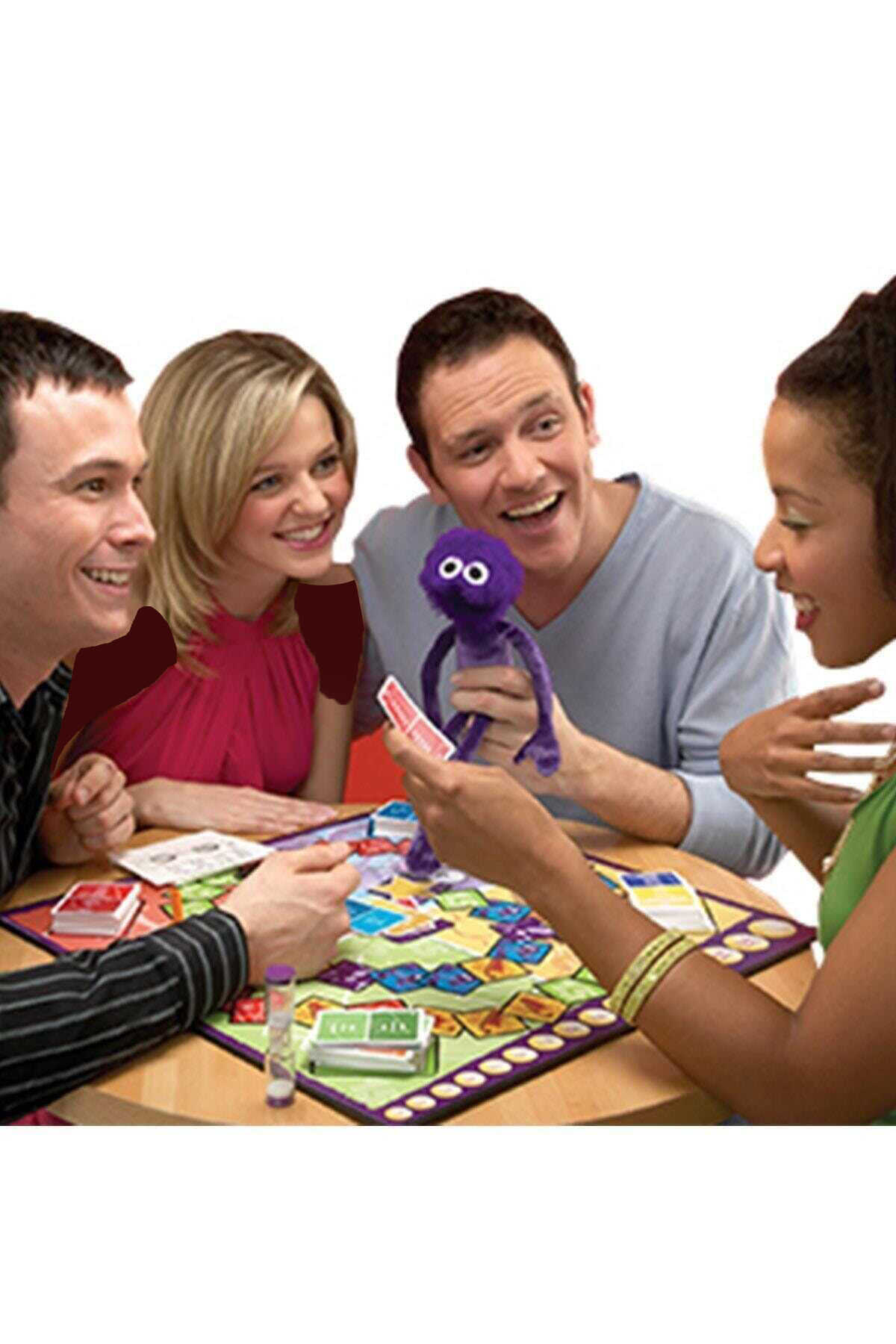 بازی خانوادگی تابو همراه عروسک برند Hasbro