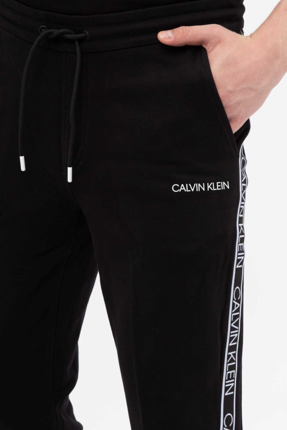 شلوار گرمکن اسپرت مردانه بند دار مشکی برند Calvin Klein