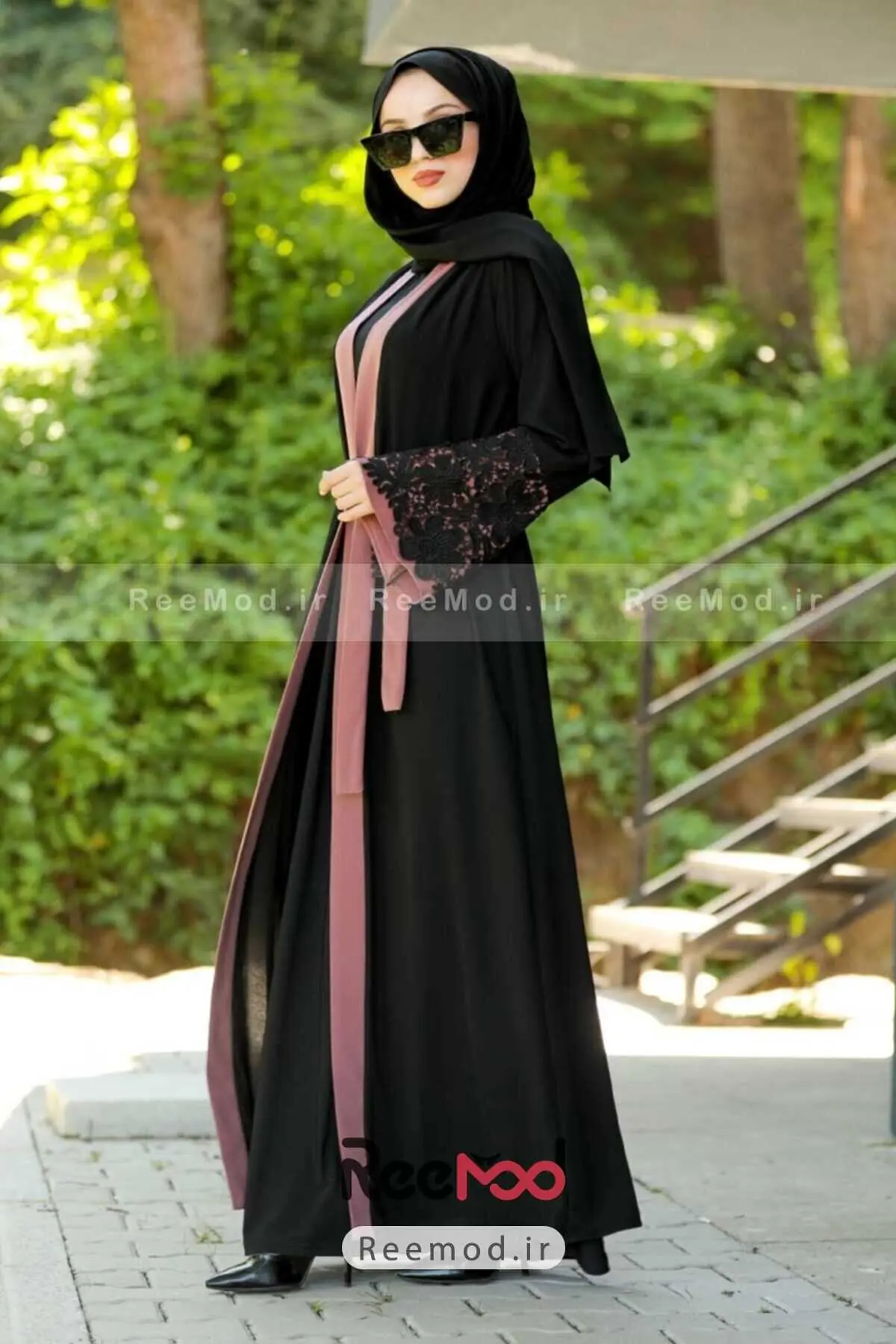 مانتو بلند زنانه آستین گیپور کمربند دار دو رنگ مشکی گلبهی برند Neva Style