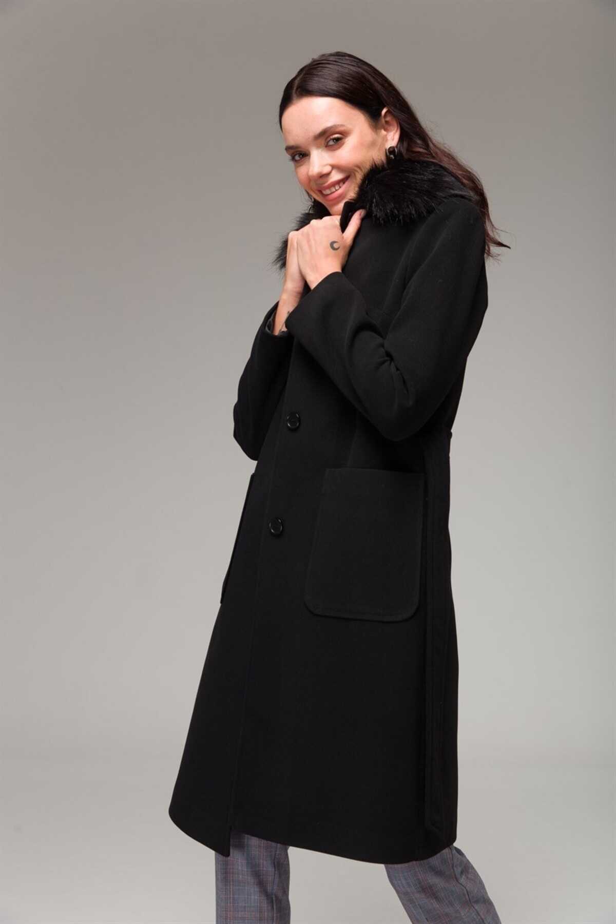 کت بلند زنانه یقه خز دار جیب دار دکمه ای مشکی برند Concept