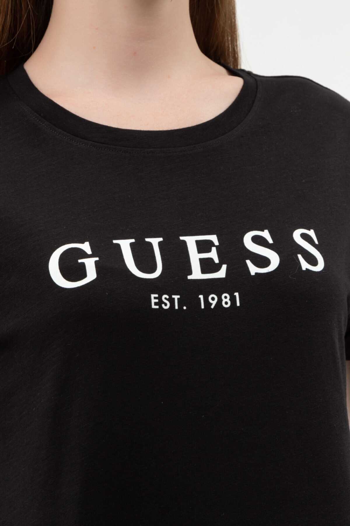 تیشرت زنانه یقه گرد چاپ دار آستین پاکتی مشکی برند Guess 