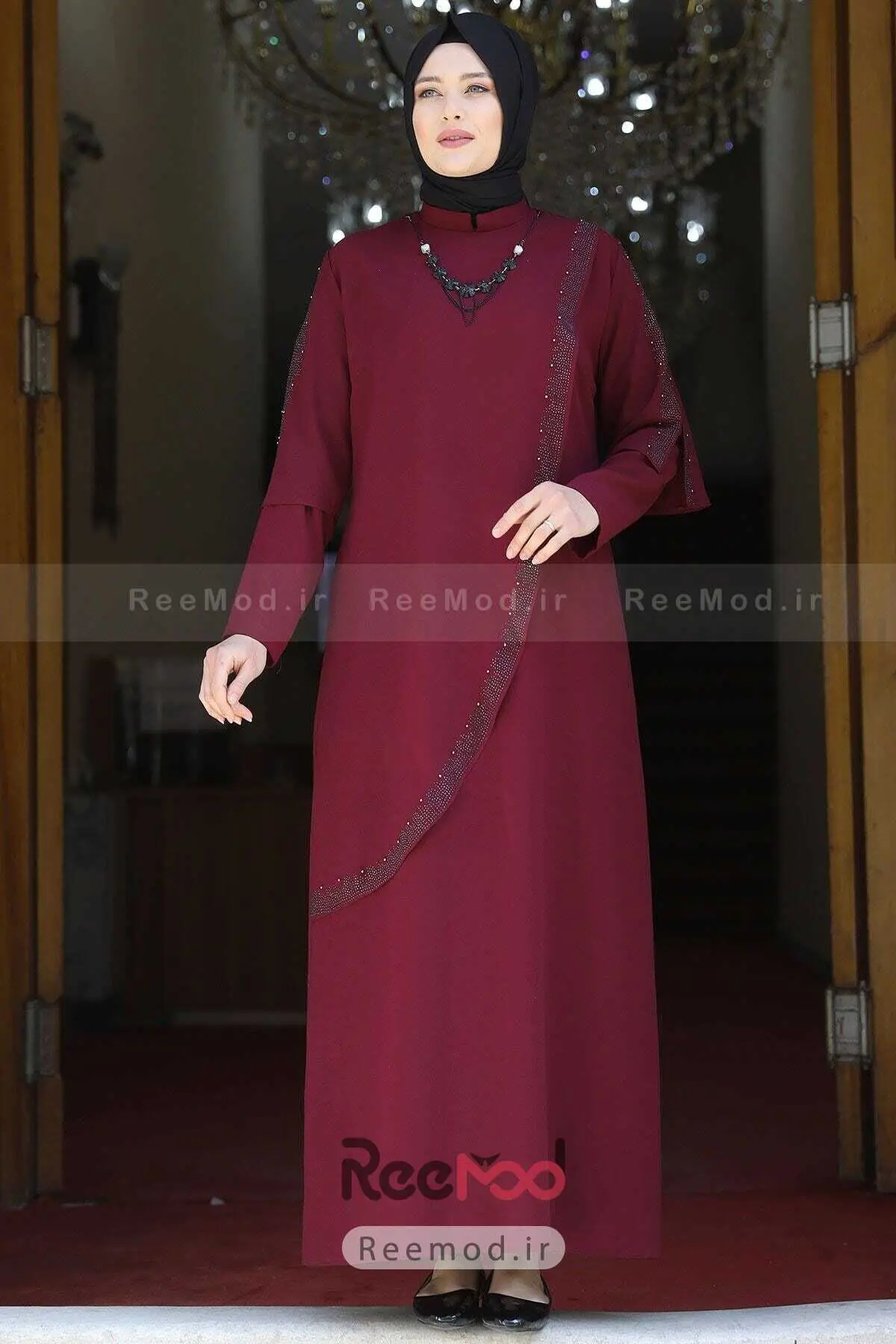 لباس شب طرح دار زرشکی برند Amine Hüma