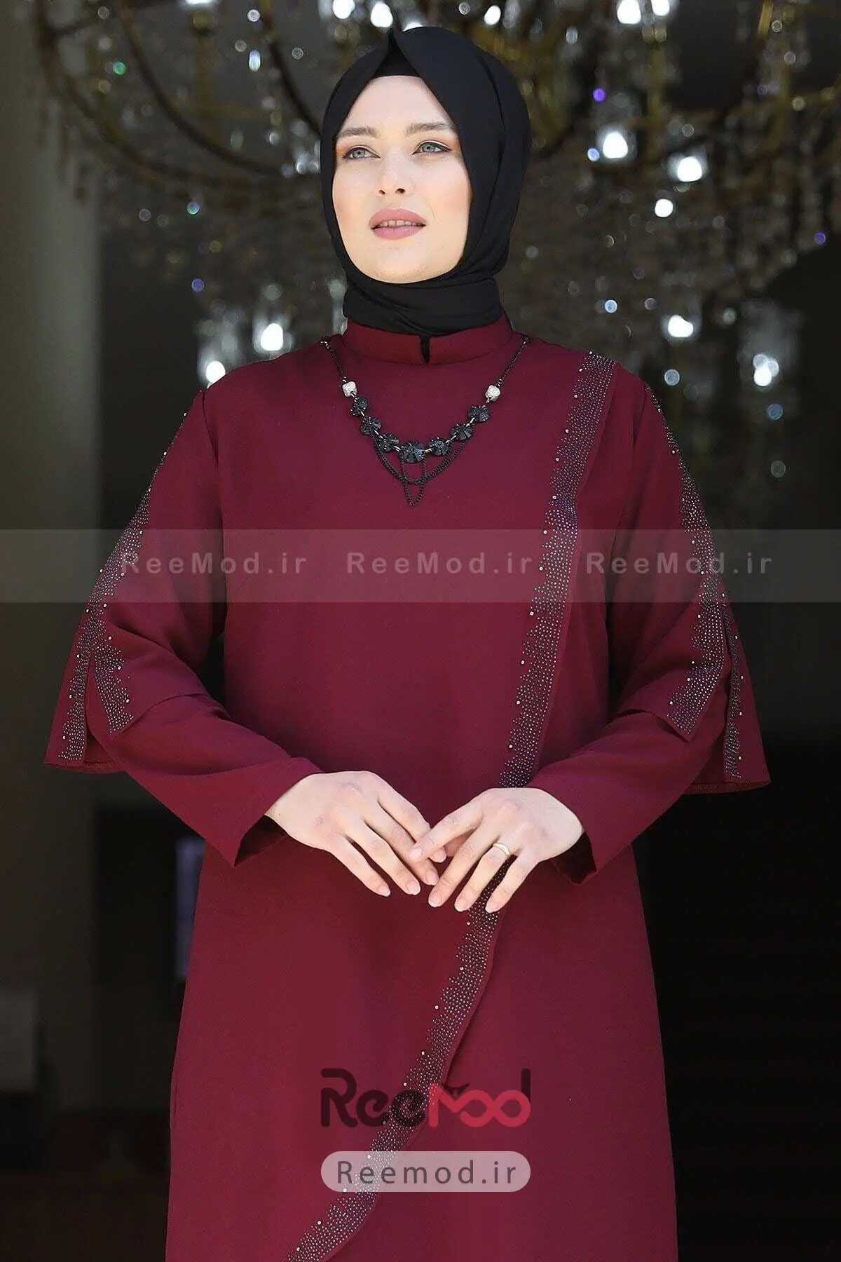 لباس شب طرح دار زرشکی برند Amine Hüma