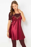 لباس خواب زنانه کوتاه گیپور دار بند نازک قرمز برند Miorre 
