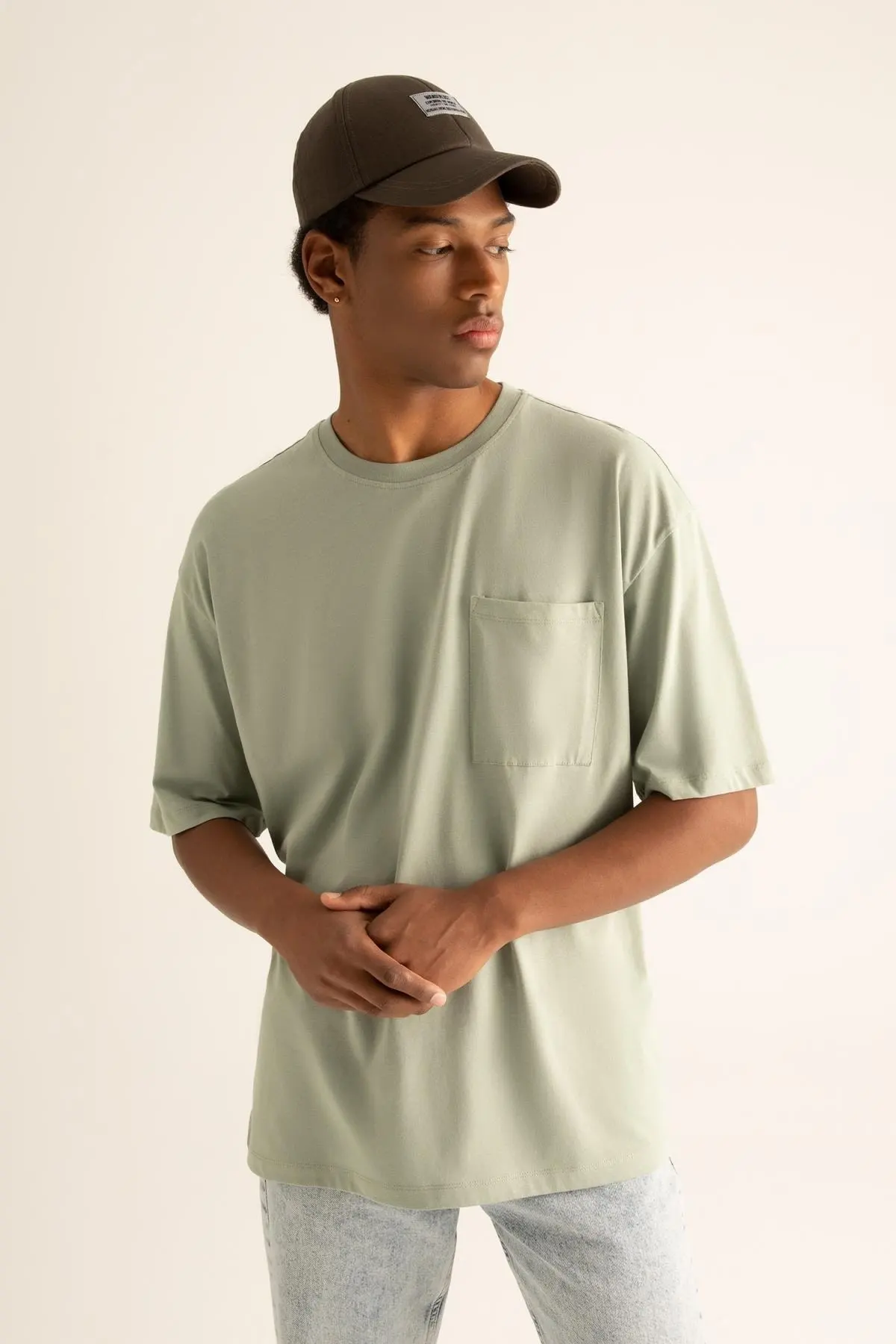 تیشرت اور سایز تک جیب مردانه سبز نعنایی برند Defacto 
