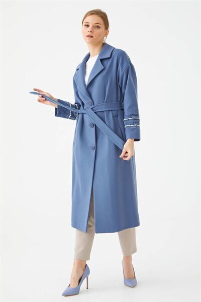 کت بلند زنانه یقه انگلیسی کمربند دار آبی برند Kayra