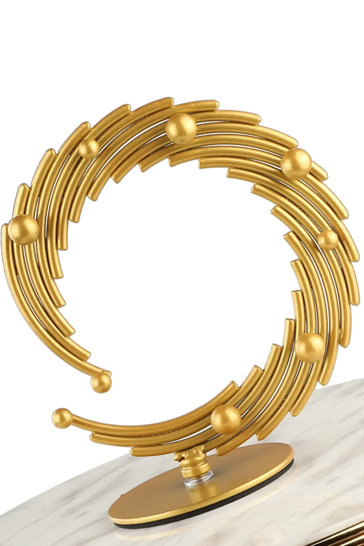 دکوری فلزی تزئینی طلایی برند Begüsa