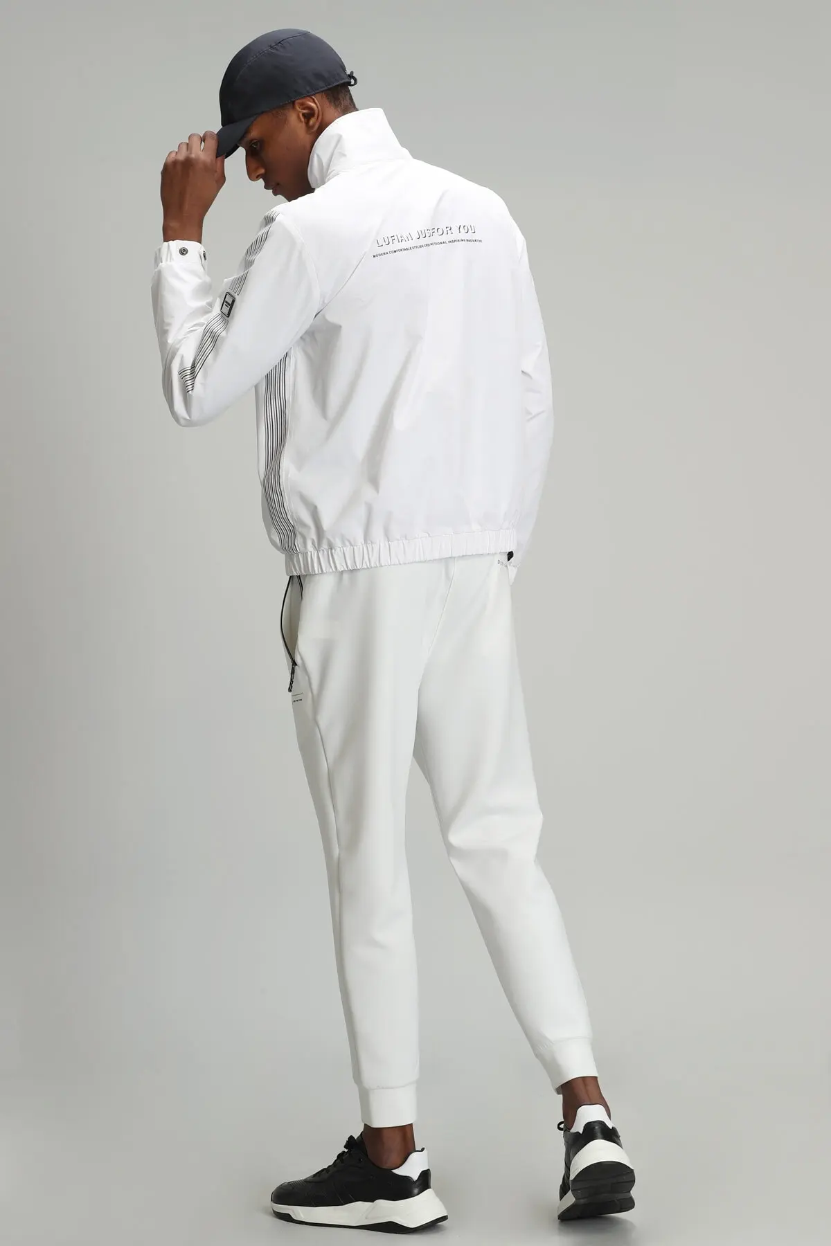 شلوار ورزشی جیب زیپ دار مردانه سفید برند Lufian 