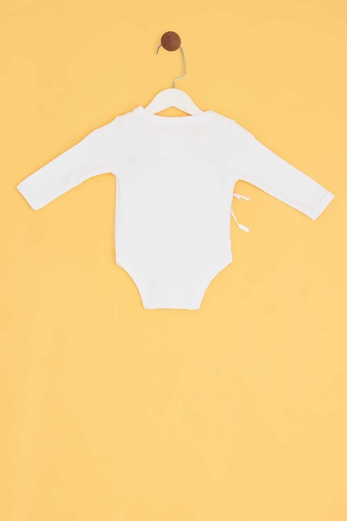 ست لباس خروجی بیمارستان نوزاد سفید برند BG Baby