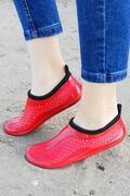 کفش دریایی پلاستیکی یونیسکس قرمز برند Savana 
