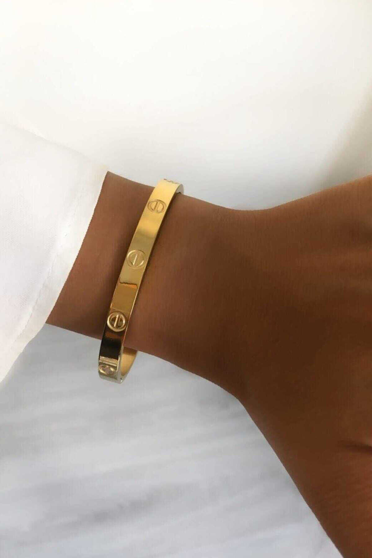 دستبند استیل زنانه طلایی برند Cartier