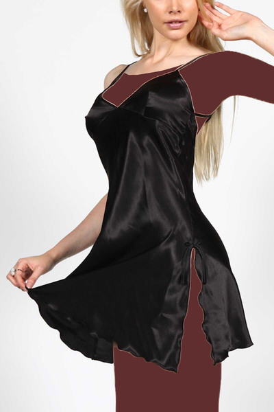 لباس خواب کوتاه زنانه ساتن گیپوری پشت طرح دار بندی چاک دار مشکی برند Miorre 