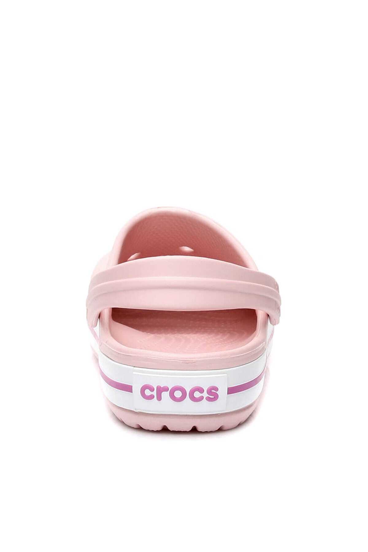 صندل طرح دار زنانه صورتی برند Crocs