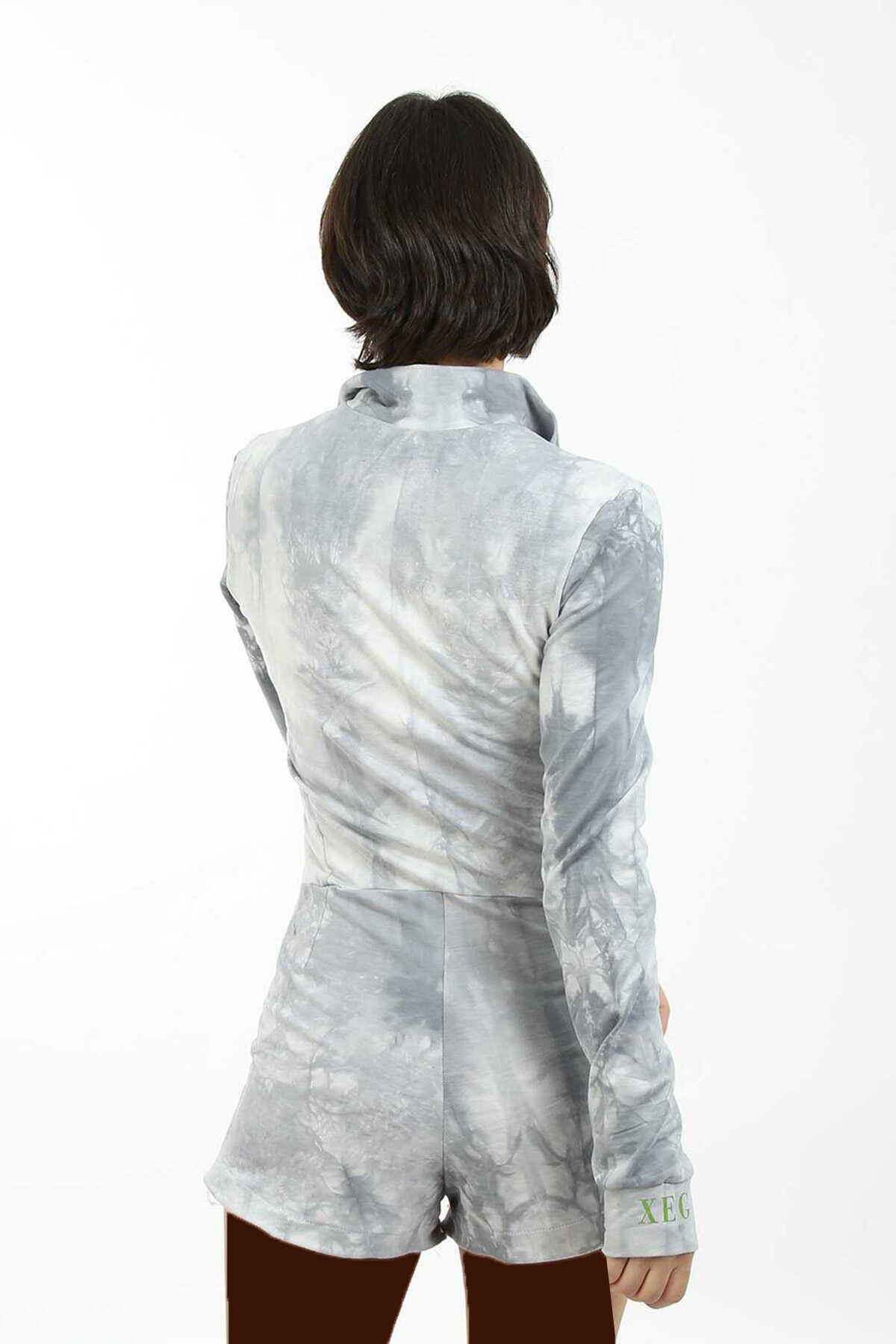 سرهمی کوتاه زنانه اسپرت آستین بلند زیپی آبی یخی برند XEG