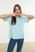 تیشرت یقه گرد زنانه آبی روشن برند TRENDYOLMİLLA 