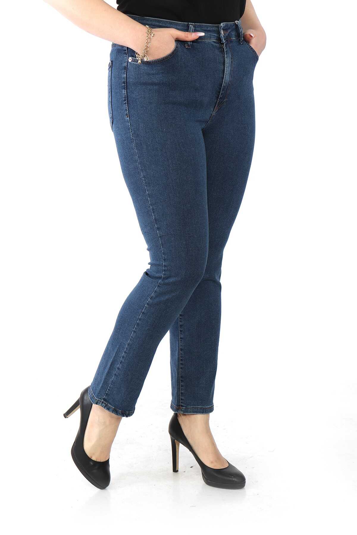 شلوار جین راسته فاق بلند سایز بزرگ زنانه آبی تیره برند Heves Giyim