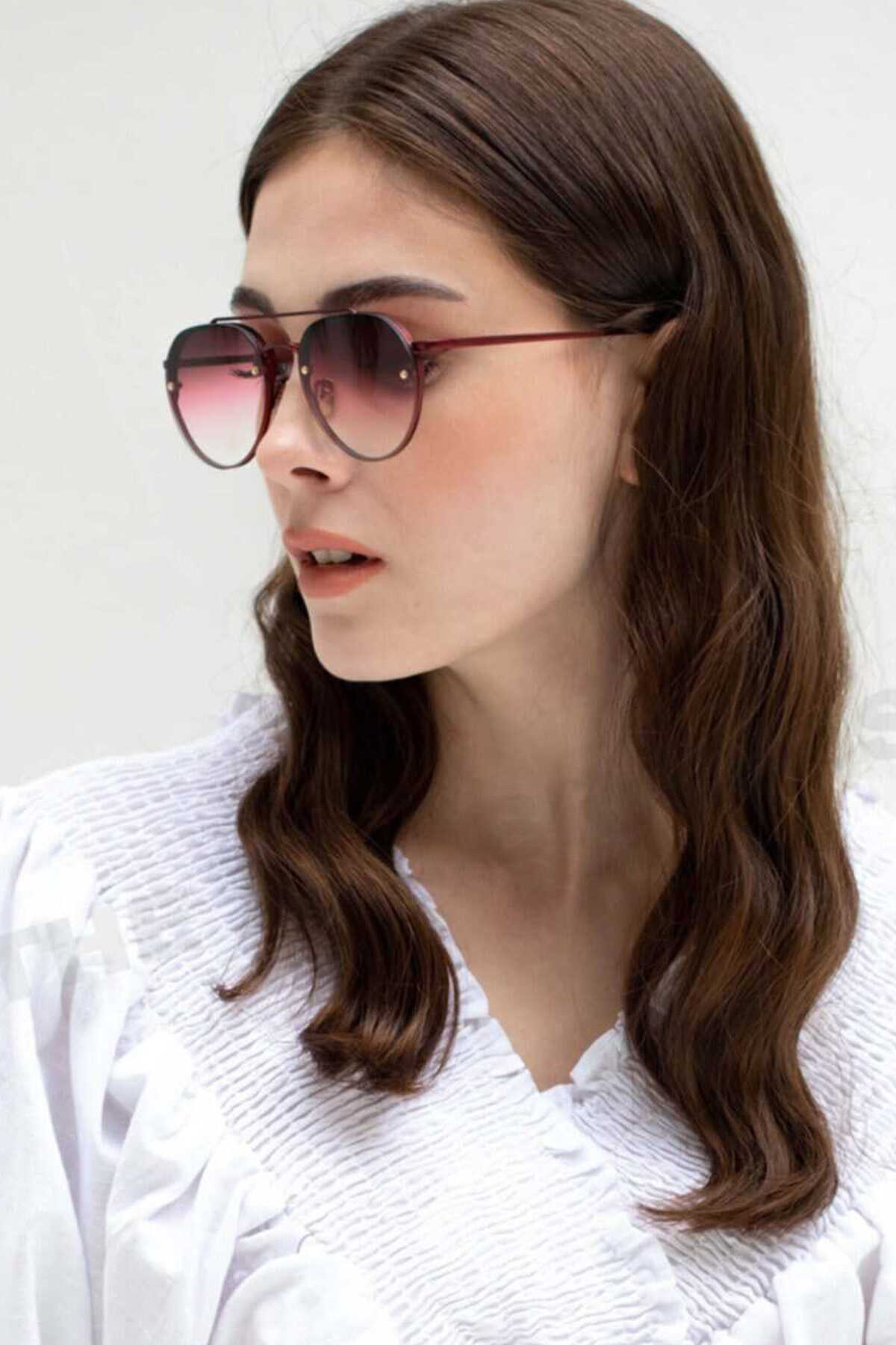 عینک آفتابی زنانه زرشکی برند Eyemood 